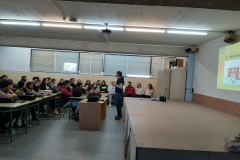 Charla-10-razones-para-no-dejar-de-aprender-idiomas-2019-2020_04